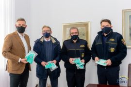 Straż Miejska w Zgierzu będzie rozdawać maseczki ochronne